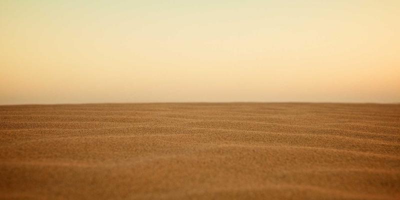 专业清洁服务指南:从保洁用品选择到商业清洗全解析