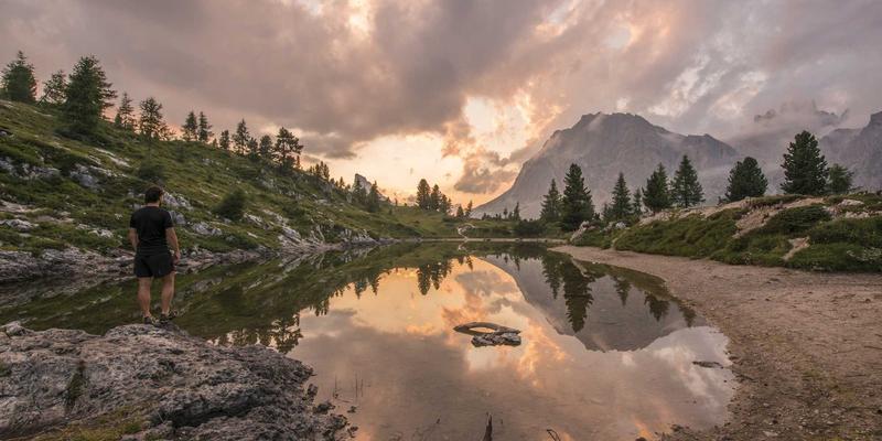 酒店床垫深度清洁除螨与布草卫生管理升级方案：专业消毒服务与清洁工具指南